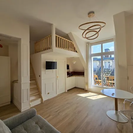 Little Lv2 Au Cœur De L'avenue Des Champs-elysées Arc De Triomphe Appartamento Parigi