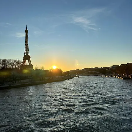 Little Lv2 Au Cœur De L'avenue Des Champs-elysées Arc De Triomphe Appartamento