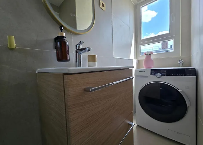 Lv2 Au Coeur De L'avenue Des Champs-elysees Arc De Triomphe Апартаменты Париж